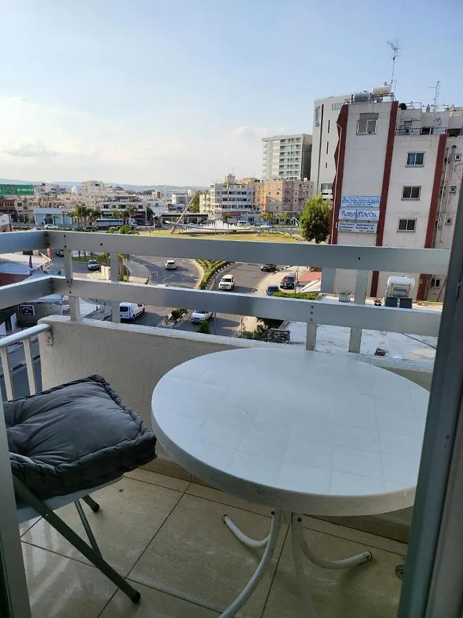 Marina Apartmens Apartment Larnaca